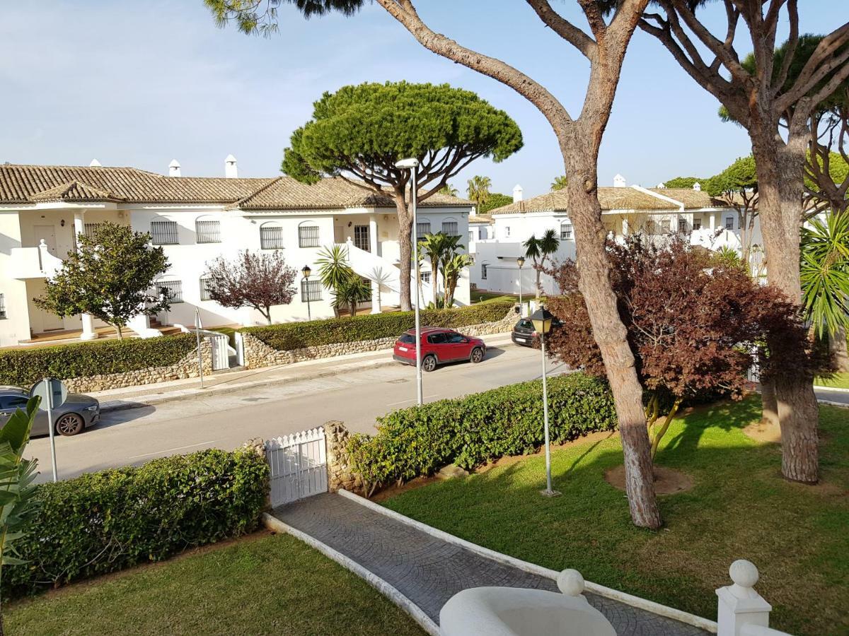 Apartamento Pinar Del Atlantico-La Barrosa Chiclana de la Frontera Extérieur photo